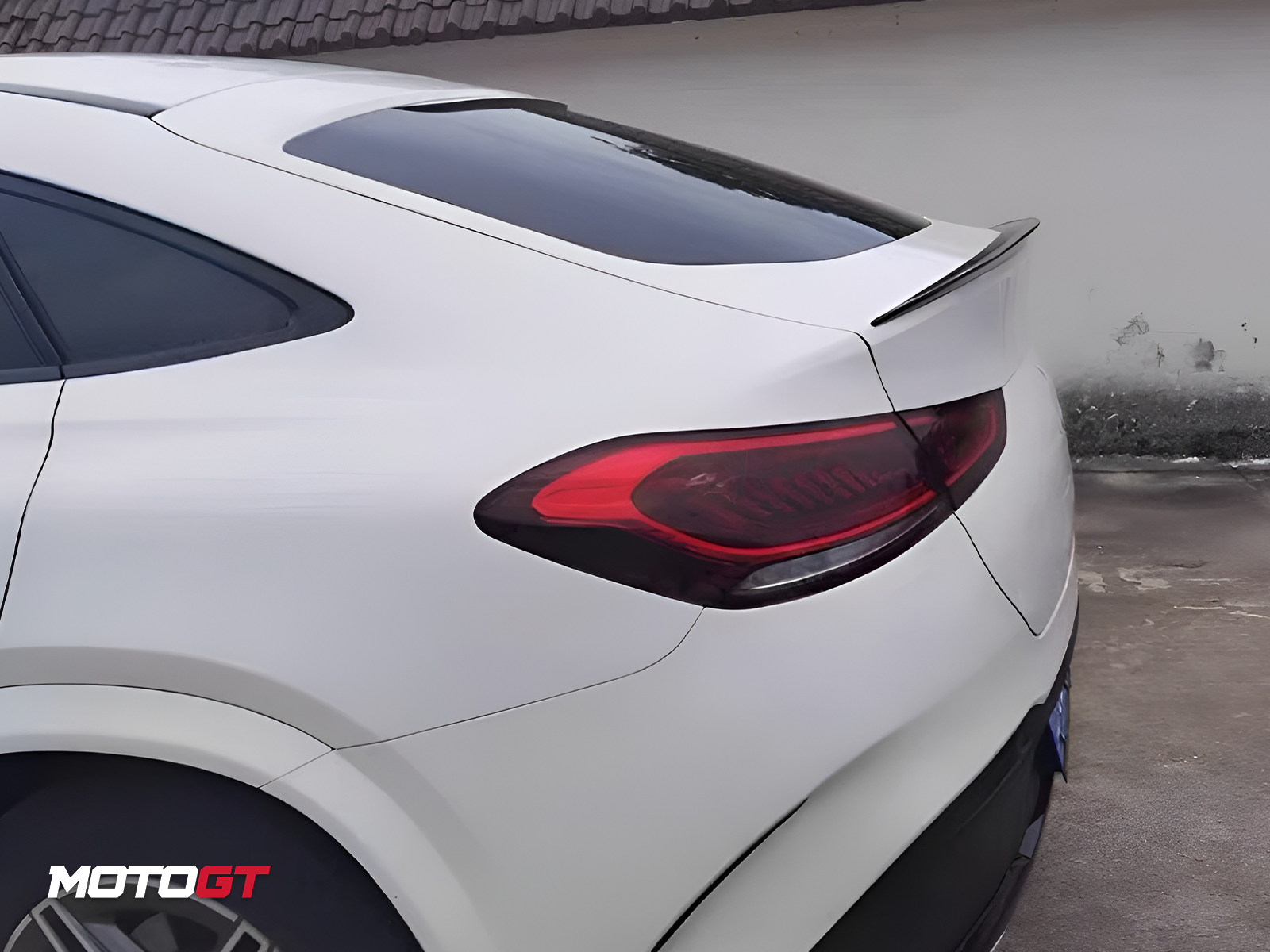 جناح خلفي من فئة GLE — 3